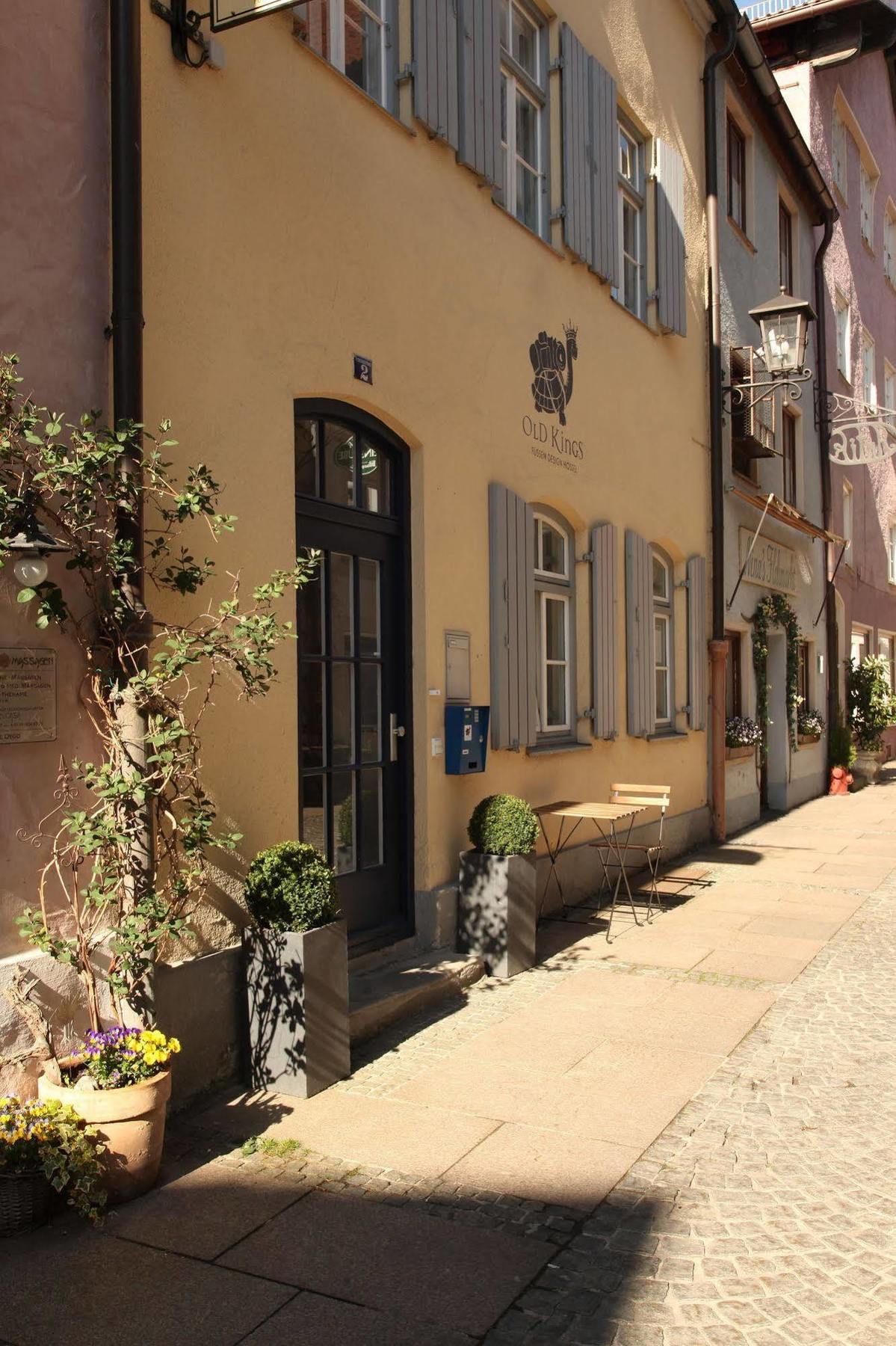 Old Kings Design Hostel Fussen Exterior photo