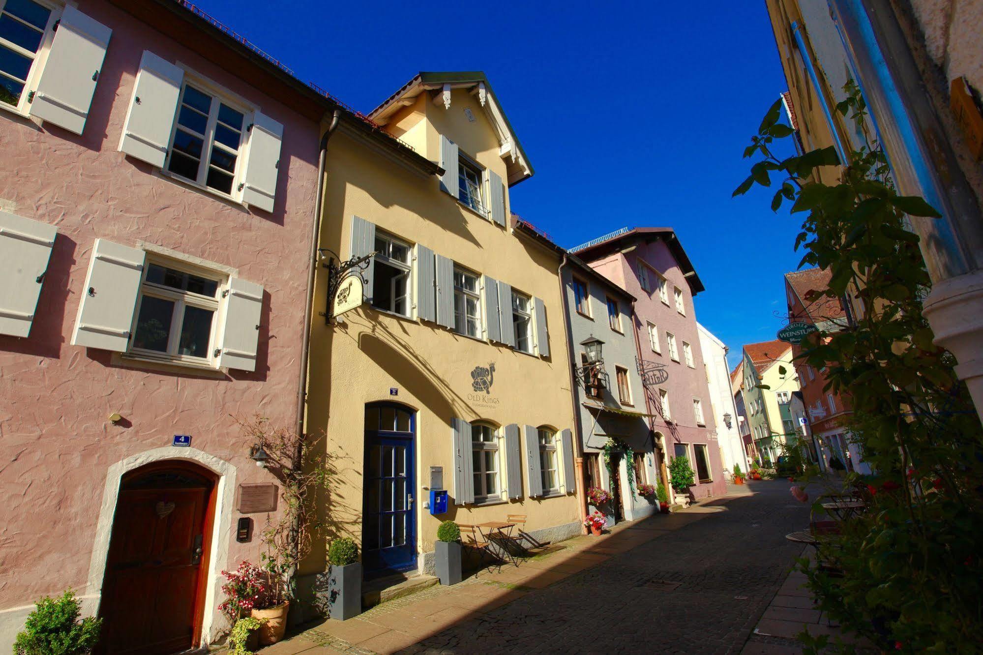 Old Kings Design Hostel Fussen Exterior photo